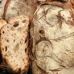 Chazeron, pain Bio meule et seigle de Lorette, boulangerie à Paris