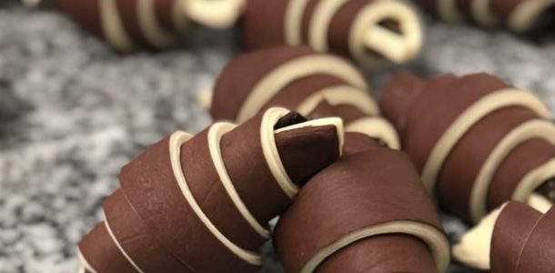 Croissants au chocolat de Lorette, boulangerie artisanale à Paris