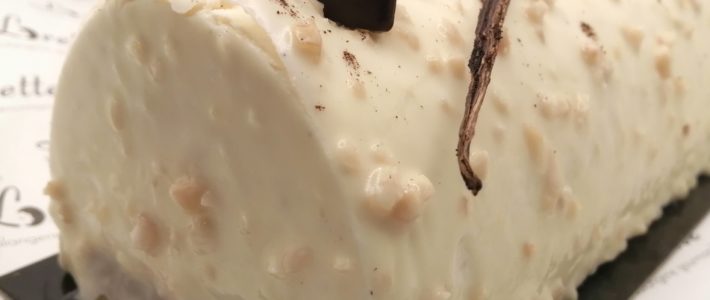 Bûches entremets vanille de Lorette, boulangerie artisanale à Paris