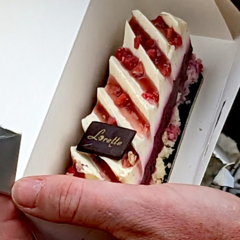 Pâtisserie maison vanille et fruits rouges boulangerie Lorette Paris